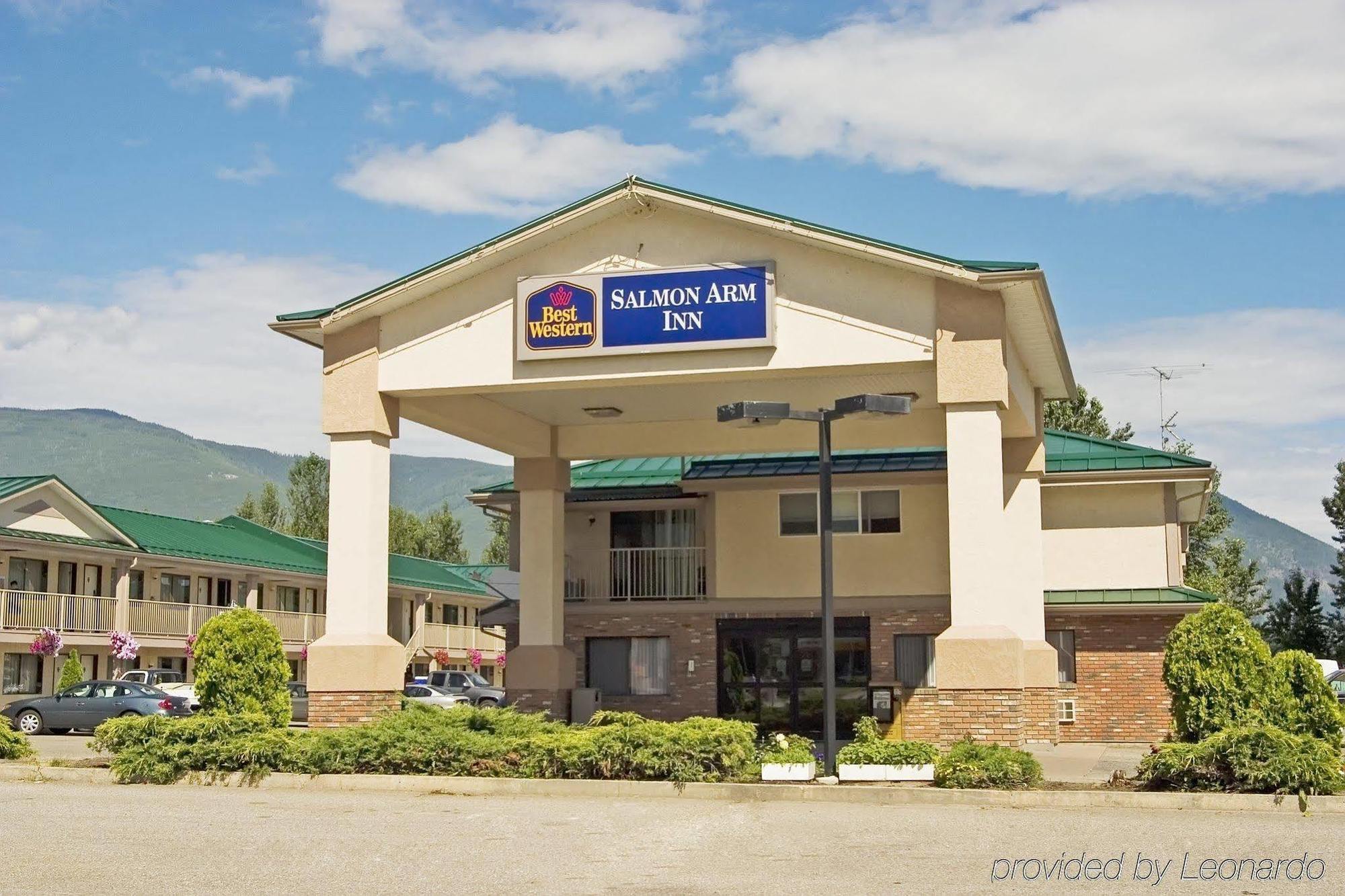 Hotel Surestay By Western 3*
